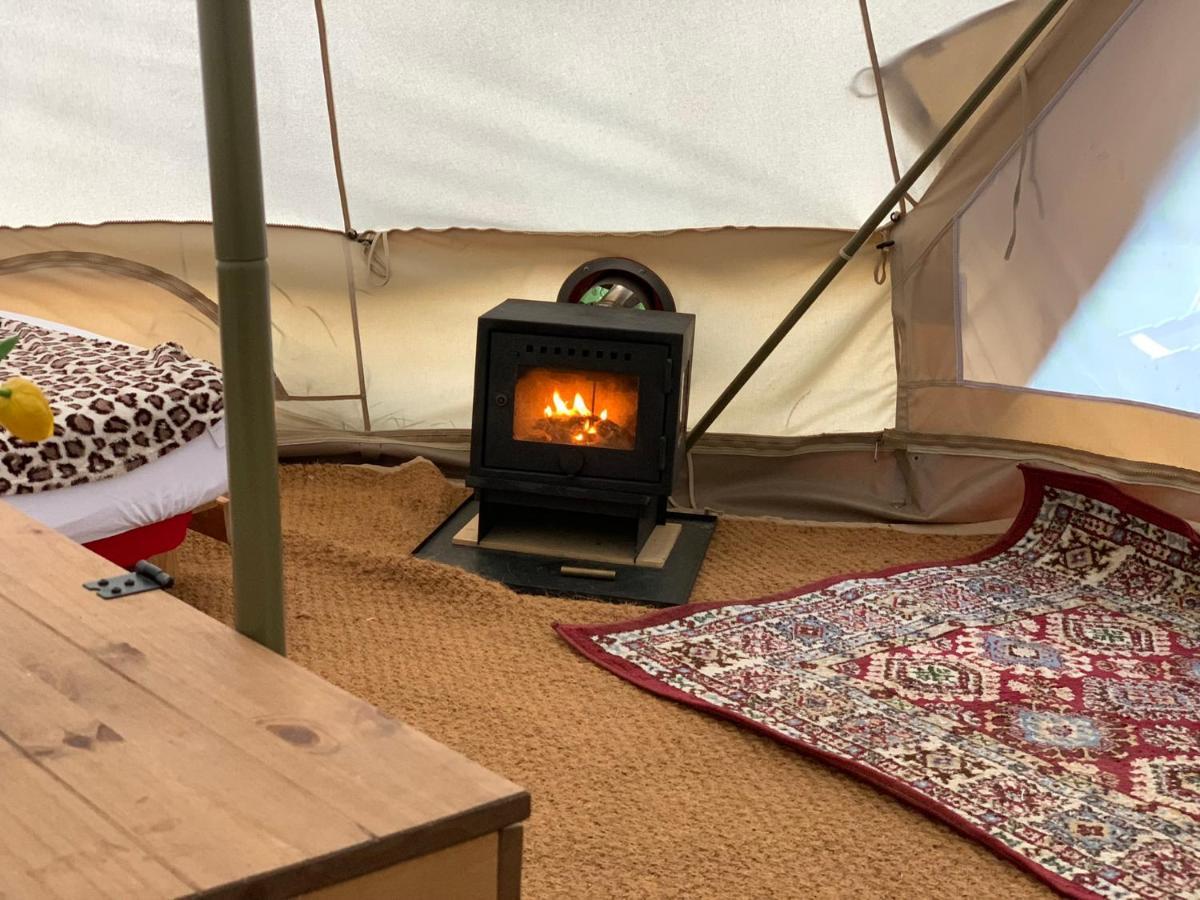 Home Farm Radnage Glamping Bell Tent 7, With Log Burner And Fire Pit 海维康 外观 照片