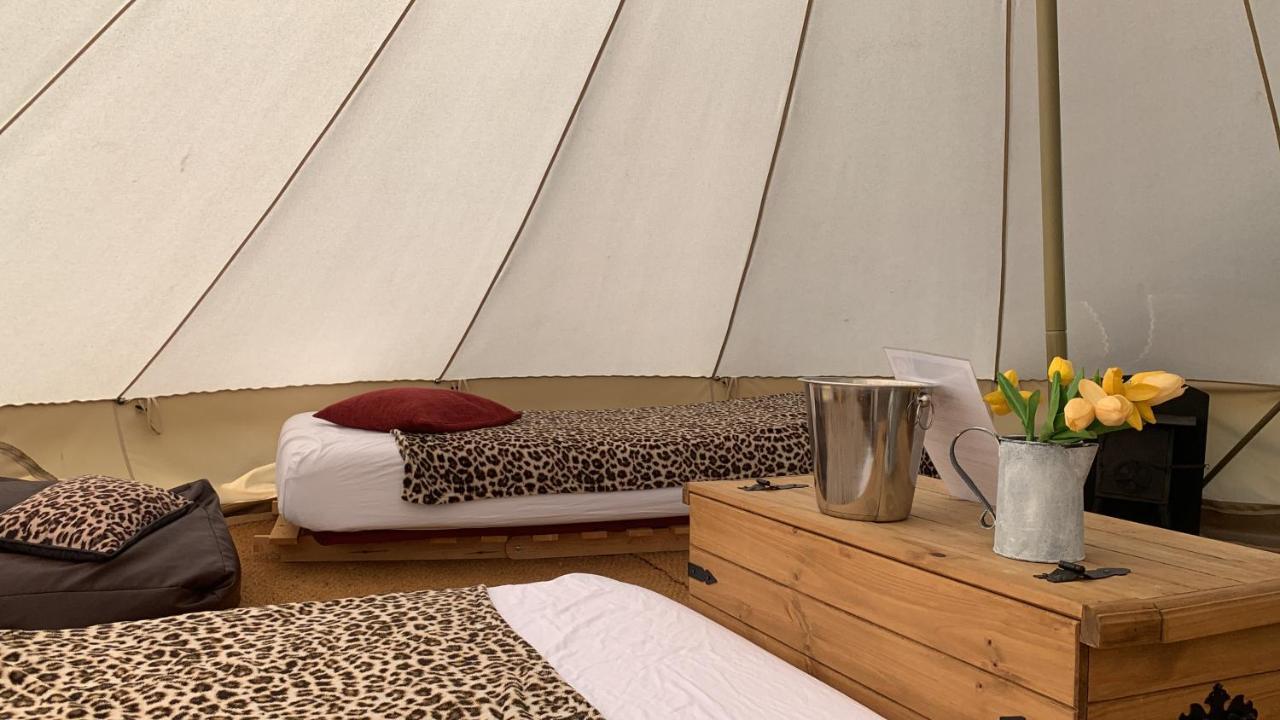 Home Farm Radnage Glamping Bell Tent 7, With Log Burner And Fire Pit 海维康 外观 照片
